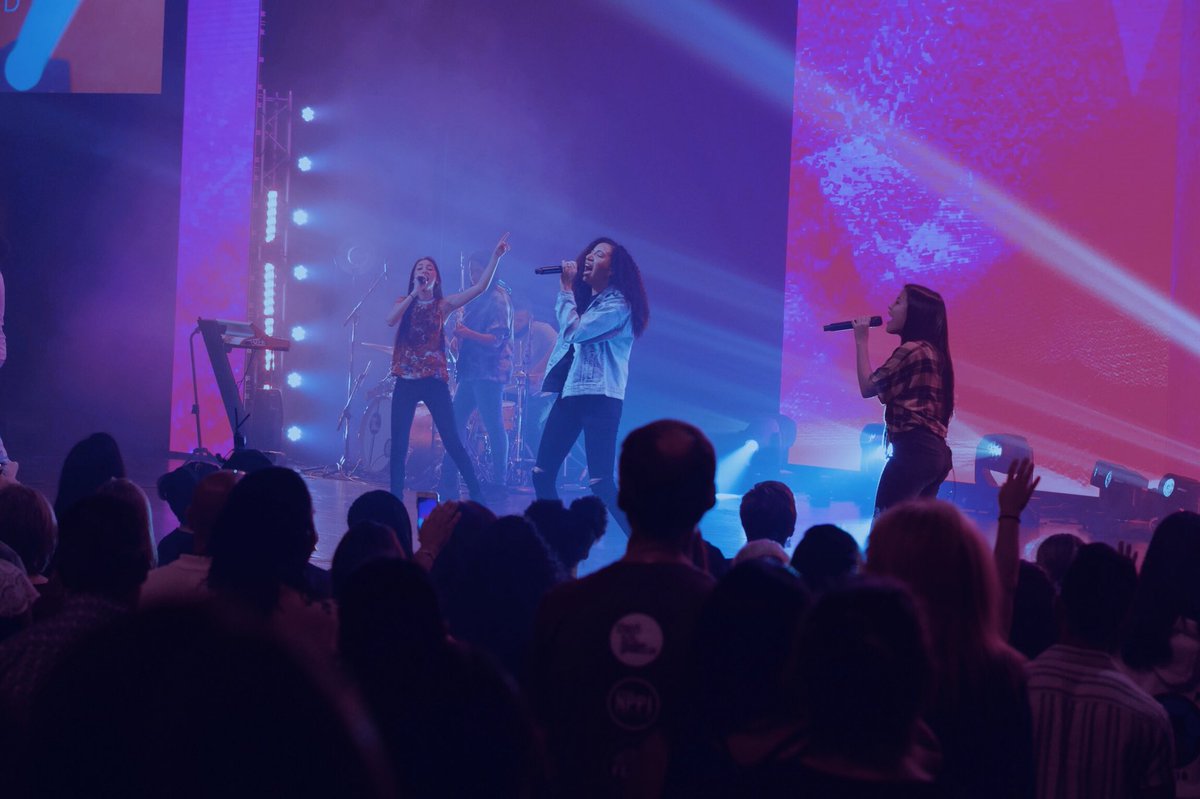 cbglades's tweet photo. Best place to be on a Sunday! 🙌🏽
Get to the House today for the last week of #CBGGravity 👩🏻‍🚀🚀 Bring your guest 👥 + grab some coffee in the lobby on your way in ☕️
We’ll see you soon!
—
https://t.co/M7HUMLQTXd ⛪️🕰🔗
—
#NoPerfectPeopleAllowed https://t.co/MGrvenCEEA