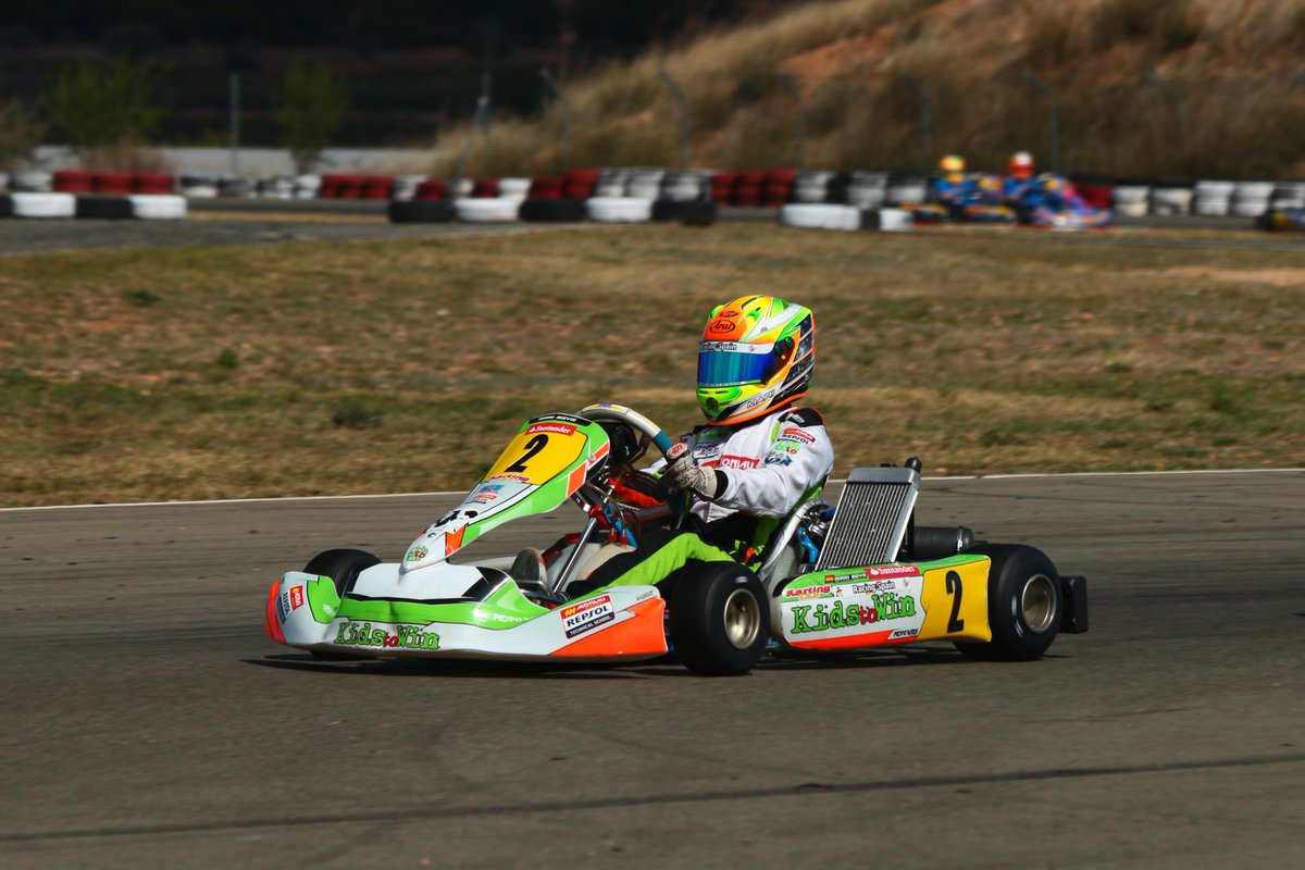 FormulaRapidaES's tweet photo. Campeonato de España de Karting | Mari Boya traduce su debut en Senior en una aplastante victoria

https://t.co/gwx8qDl6Js https://t.co/cOPDgYT1ur