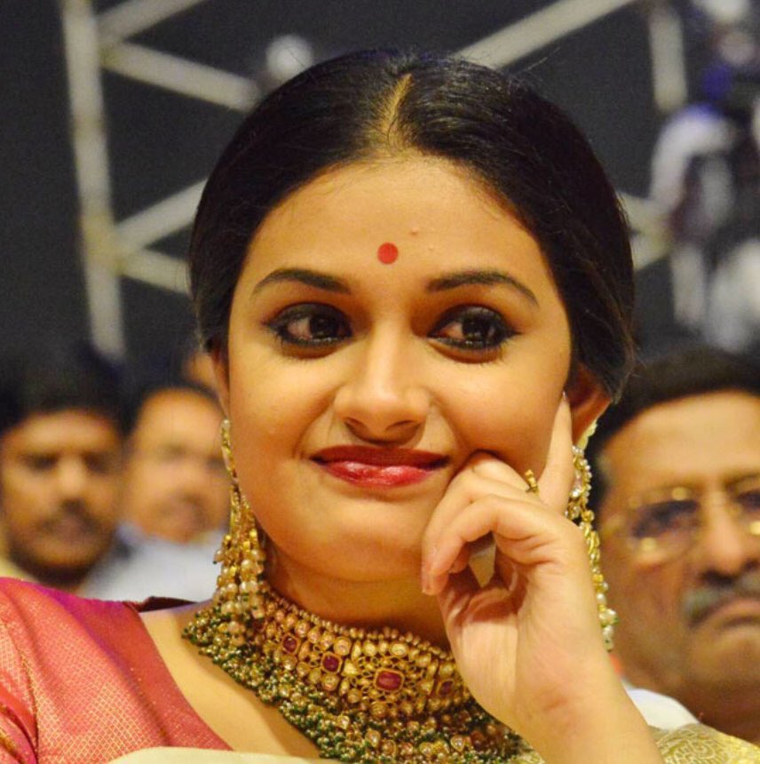 KeerthyCrazy's tweet photo. #10DaysToGoForKeerthyBday 
@KeerthyOfficial 😊 🎉🎉🎉🎉🎉🎉❤️❤️❤️🔥🔥 https://t.co/kMU7QL5770
