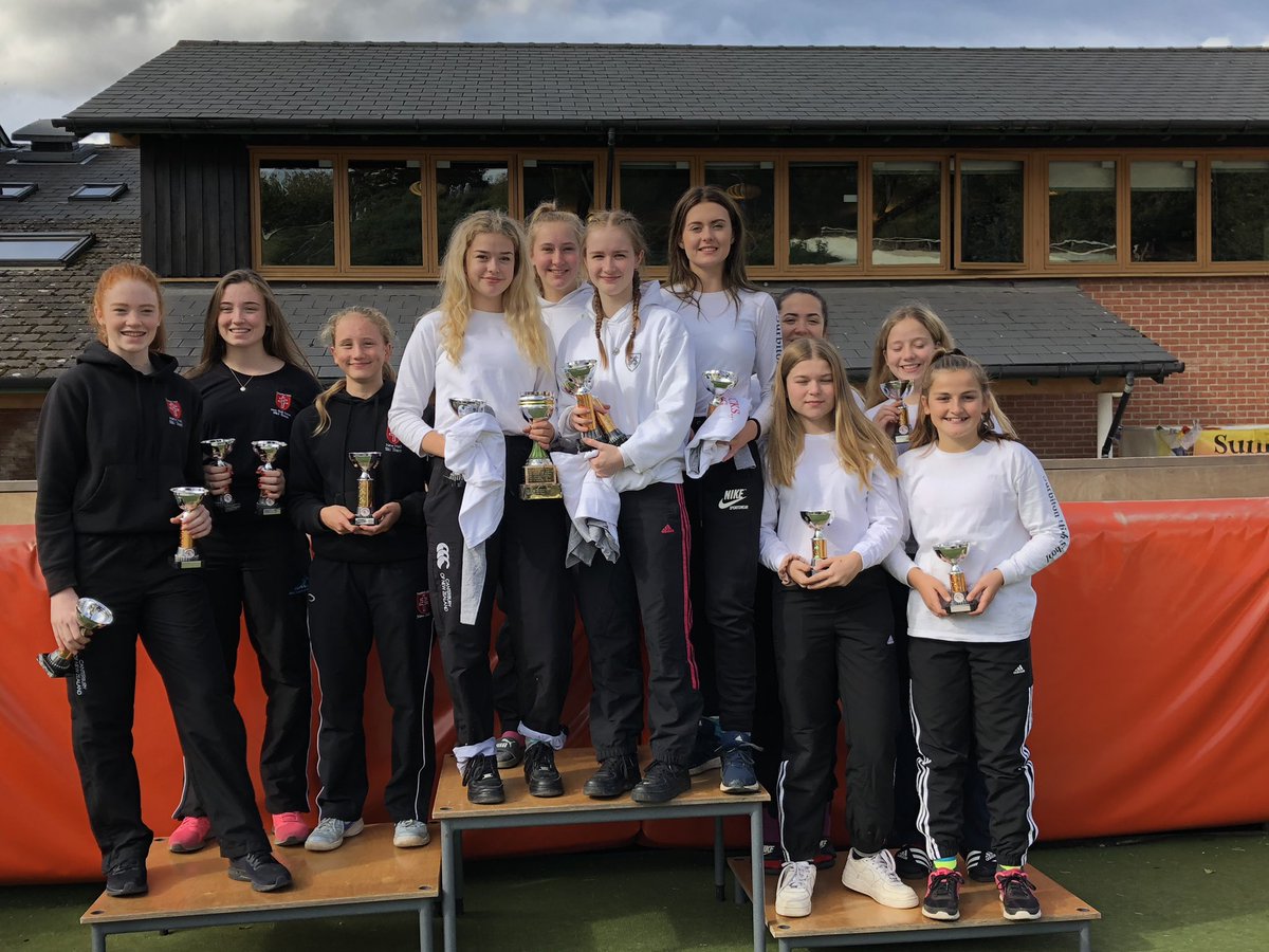 SurbitonSki's tweet photo. Overall @esskiainfo Open National Championships, 1st @SportsSHS A and 3rd Surbiton B. Well done to @NewHallSki for splitting us up, excellent skiing by all 💚🏆 https://t.co/pqGmxcq4Ka