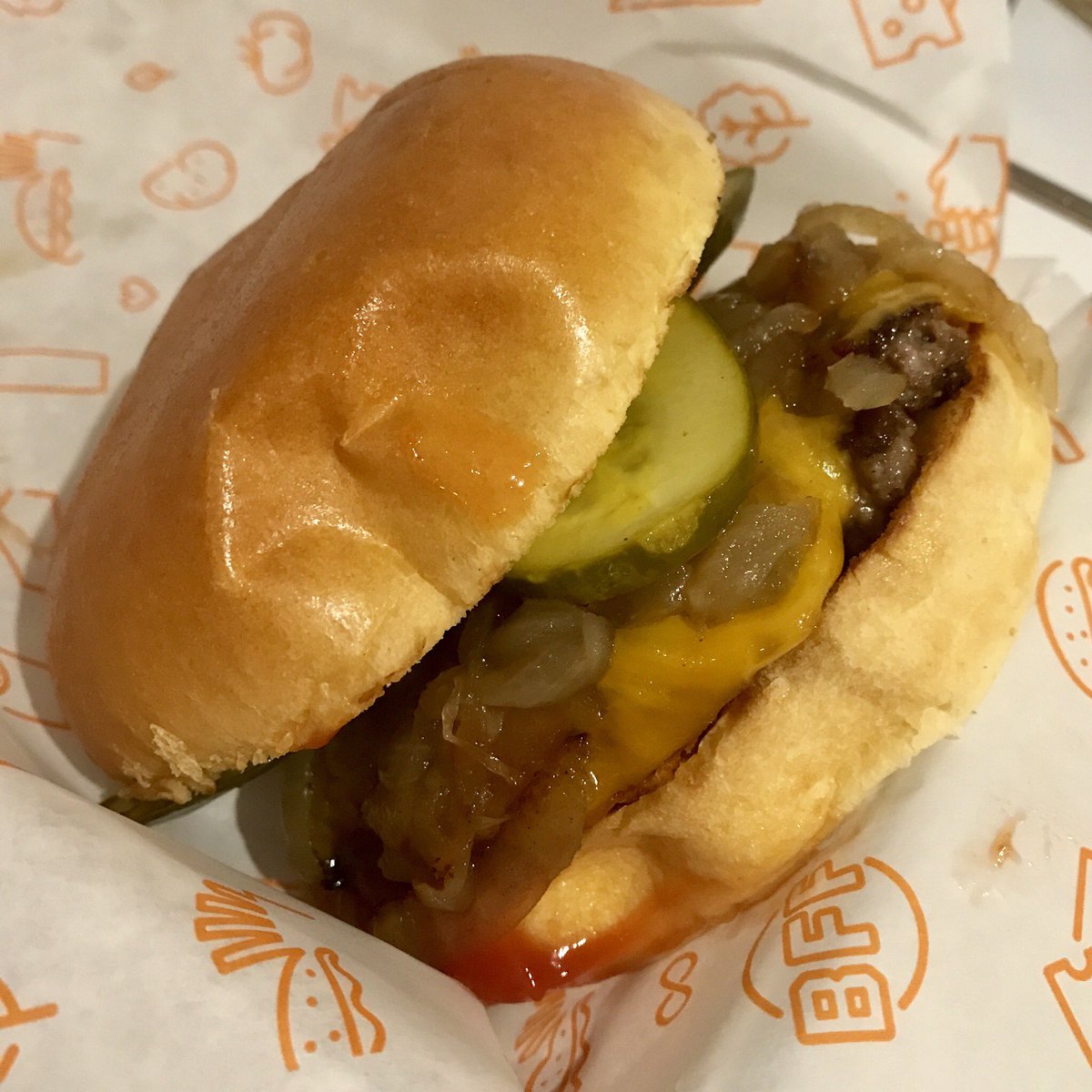 Fun classic burgers at <a href="/BFFBurgers/">Burgers n' Fries Forever</a>. 🍔 #613eats #ottawa #centretown #burgers