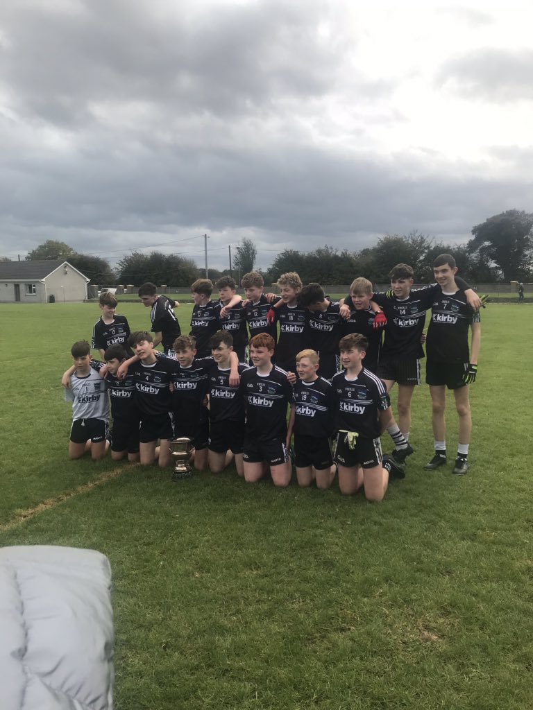 Mikeleary92's tweet photo. Brilliant win for these lads this morning in the u14 county football final. Great to be involved with such dedicated and talented bunch of young lads. The future is bright #magpiesabu #upthetownies 🏐⚫️⚪️🏆 https://t.co/VBFp4jX851
