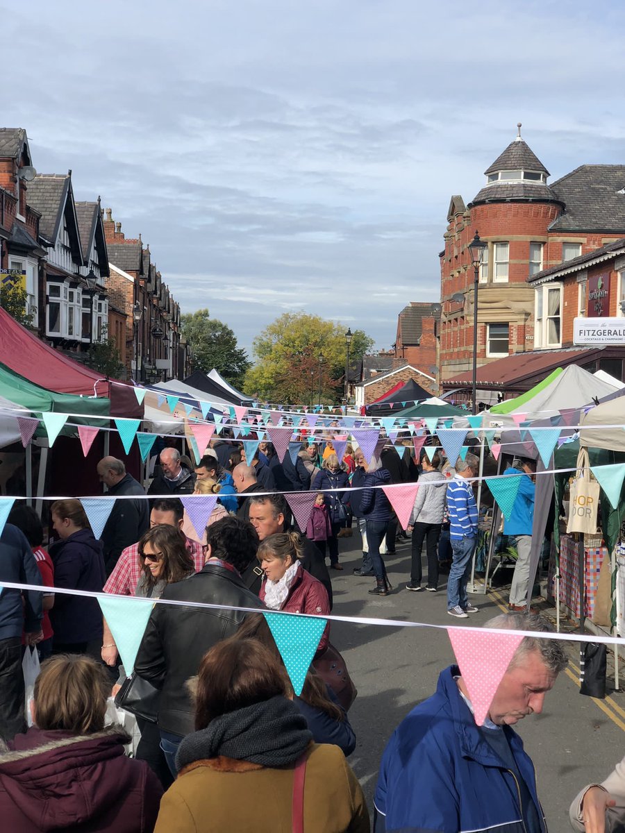 Pokusevskis's tweet photo. Heaton Moor Producers Market is on today until 3pm!
#HeatonMoor #ShawRd #HeartOfTheHeatons #Pokusevskis https://t.co/j27CHE0gbe