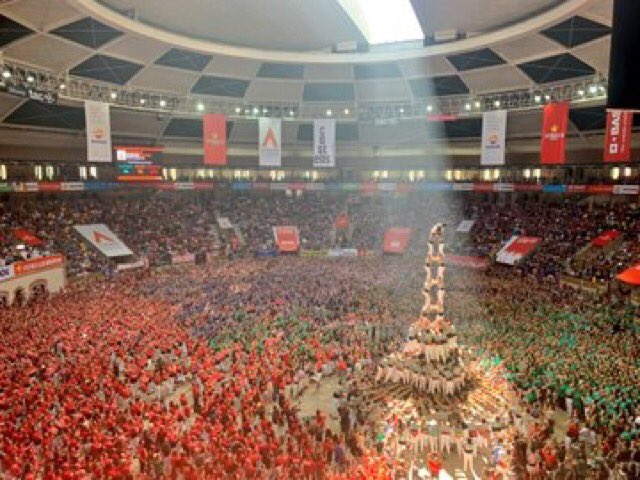 ⚠️ El 2d9fm CARREGAT PELS <a href="/cstesteveroures/">Castellers de Sant Esteve de les Roures</a>  

#castellers #CastellsCR #SensacioConcurs #ConcursTGN18 #ConcursTgn2018 
#SantEstevedelesRoures #Catalonia #europe