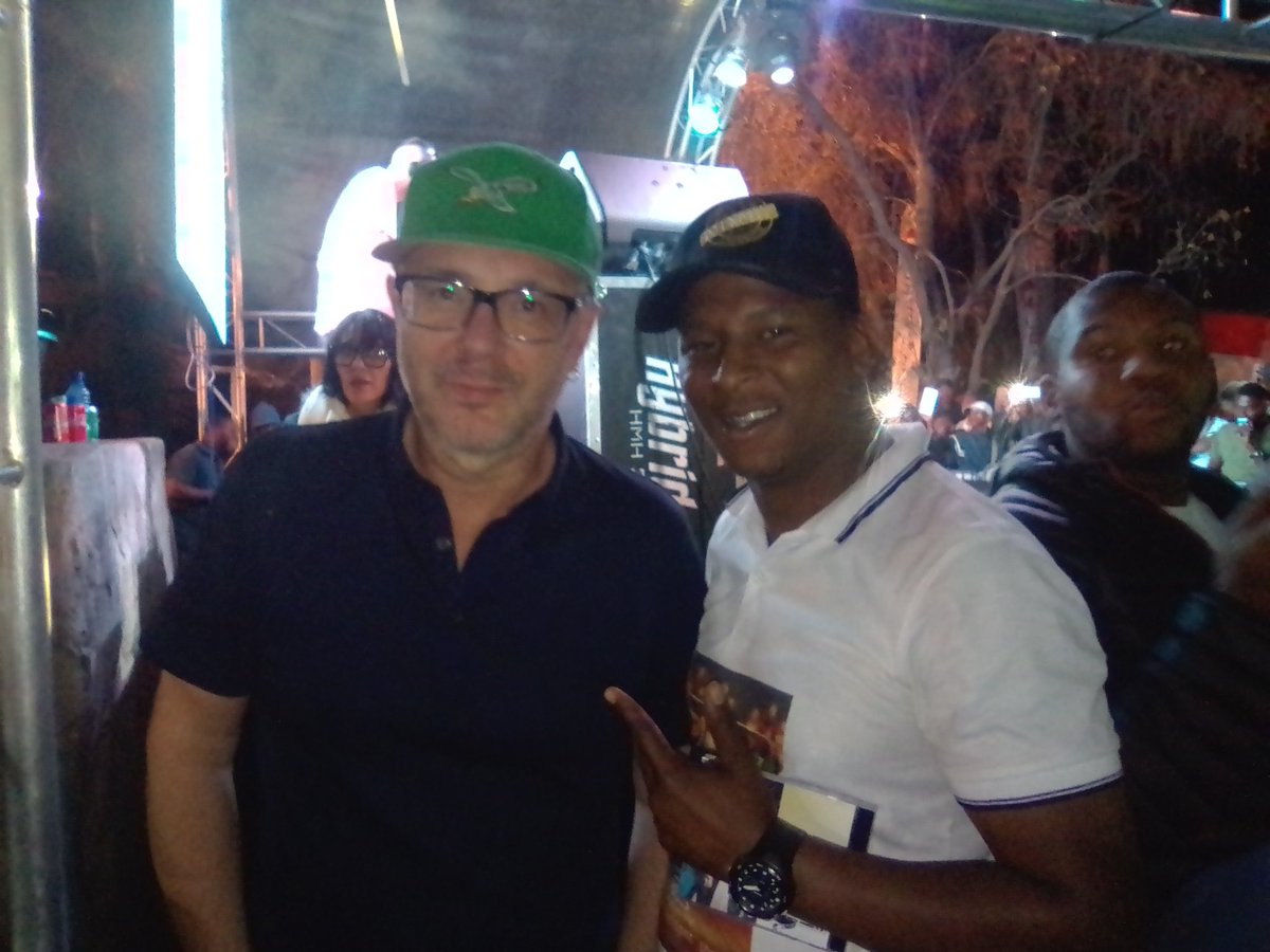 UnottyDj's tweet photo. @_charleswebster

Salute 👆 https://t.co/N8v3gO3mKT
