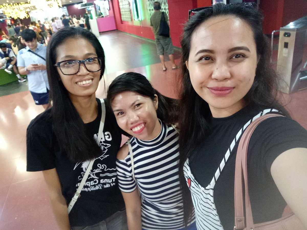 itsmemefaith's tweet photo. Watching PSBH with my co samsters super saya lang. Grabe yung feeling ng movie ma-iiyak ka, ma-iinis ka at kikiligin ka 😍😍😍. Mas madami ata yung kilig ko dahil kay @sam_concepcion . Sarap manuod ulit.
@ANAMAGHANOY
#SamsterCebu
#PSBH #CokeStudioSamxBenandBen https://t.co/EjbvXQqUuE