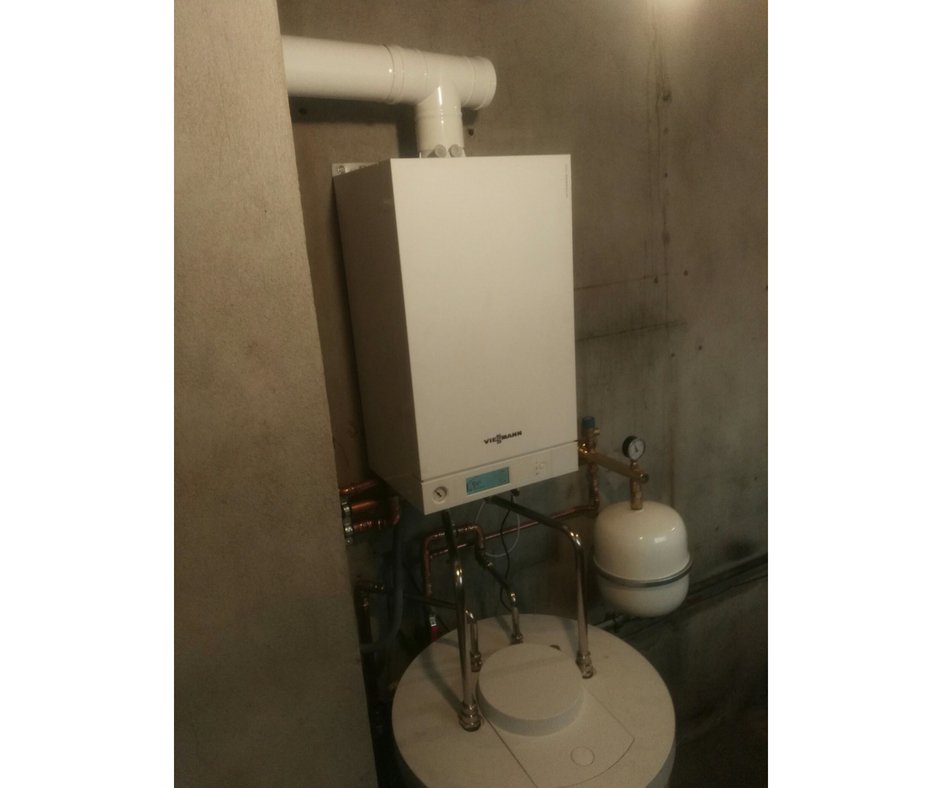 InstalEnergia's tweet photo. Modernizacja kotłowni. Demontaż śmieciucha i zastąpienie go kotłem gazowym z zasobnikiem ciepłej wody użytkowej marki Viessmann.
https://t.co/Km0hmRF6QM
#kotłyco #piece #kotłygazowe #kotłownie #ogrzewanie https://t.co/1FAUtfyLQD