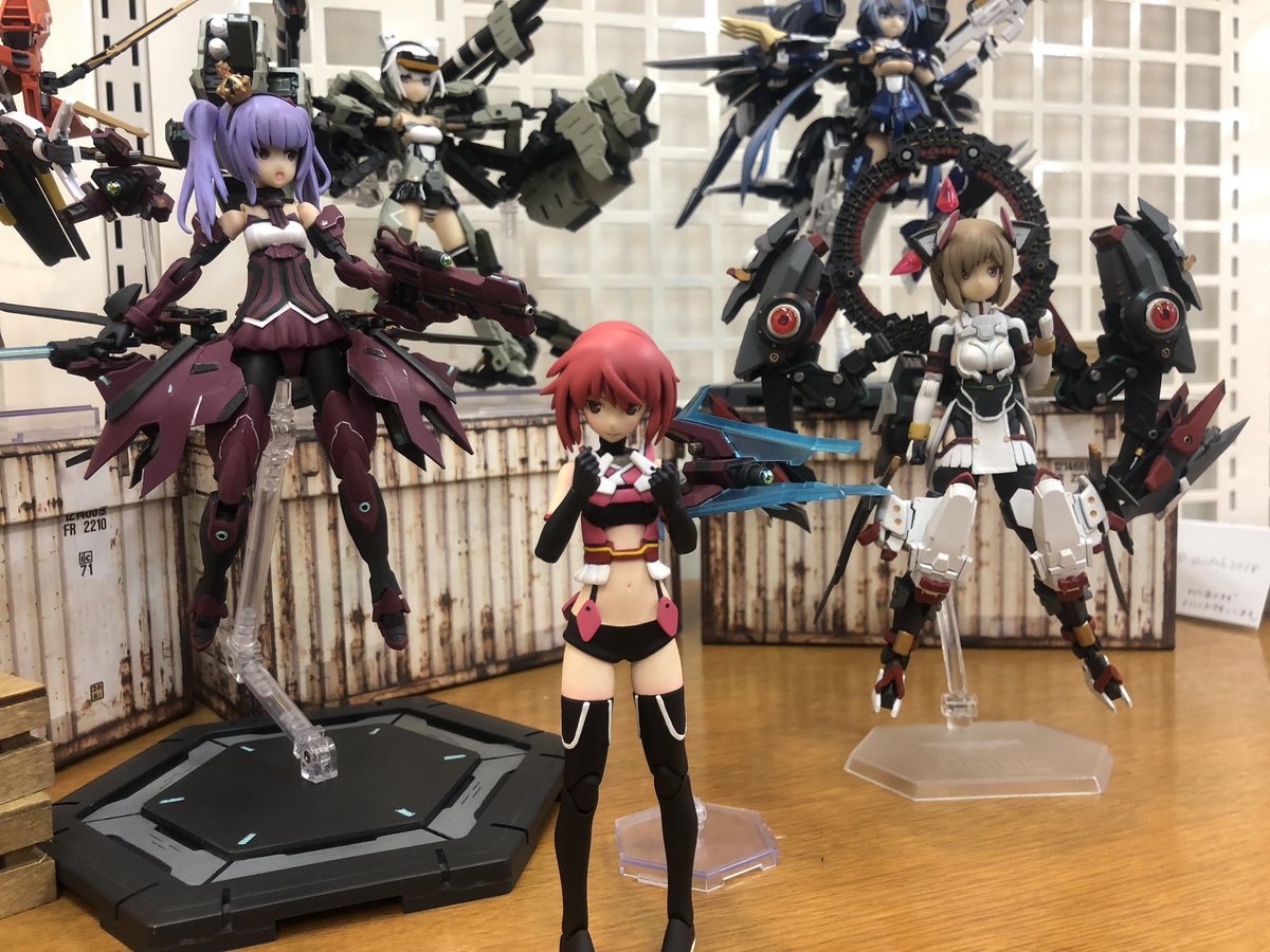 アリスギア造形部 Twitterまとめ あまりのデカさにfigmaスタンドがついに機能しなくなったのでrahのを使用 でもサイズ感はあってるはず 他 モデラーズ速報