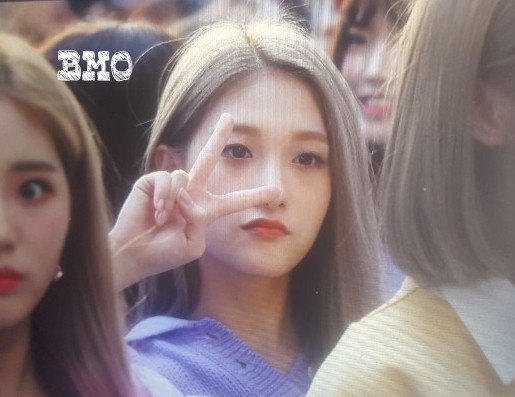 BMO_fromis's tweet photo. 181007 프리뷰

#이서연
#Seoyeon
#fromis_9 

오랜만이야💦💦 https://t.co/IeSVTTSvrG