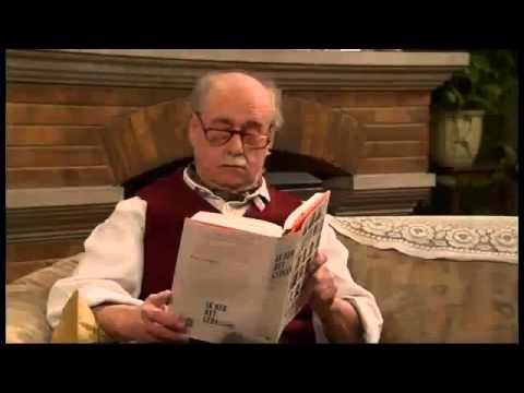 Genoten van mijn boek over het paringsritueel van de Chinese Gekuifde Naakthond. Vanavond een nieuw spannend boek lezen.