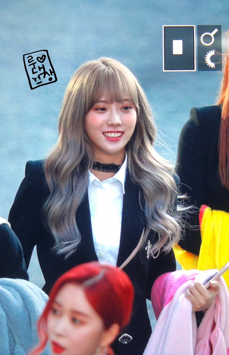 lu_cafe_'s tweet photo. [[Preview]] 181007 #우주소녀 #WJSN #인기가요 #퇴근길 #루다 #이루다 #luda @WJSN_Cosmic https://t.co/53Isk4uBYT