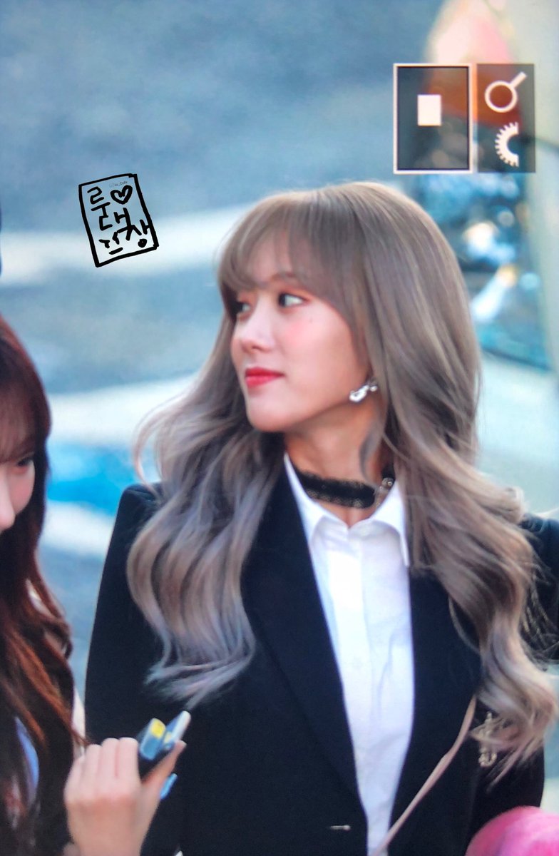 lu_cafe_'s tweet photo. [[Preview]] 181007 #우주소녀 #WJSN #인기가요 #퇴근길 #루다 #이루다 #luda @WJSN_Cosmic https://t.co/53Isk4uBYT