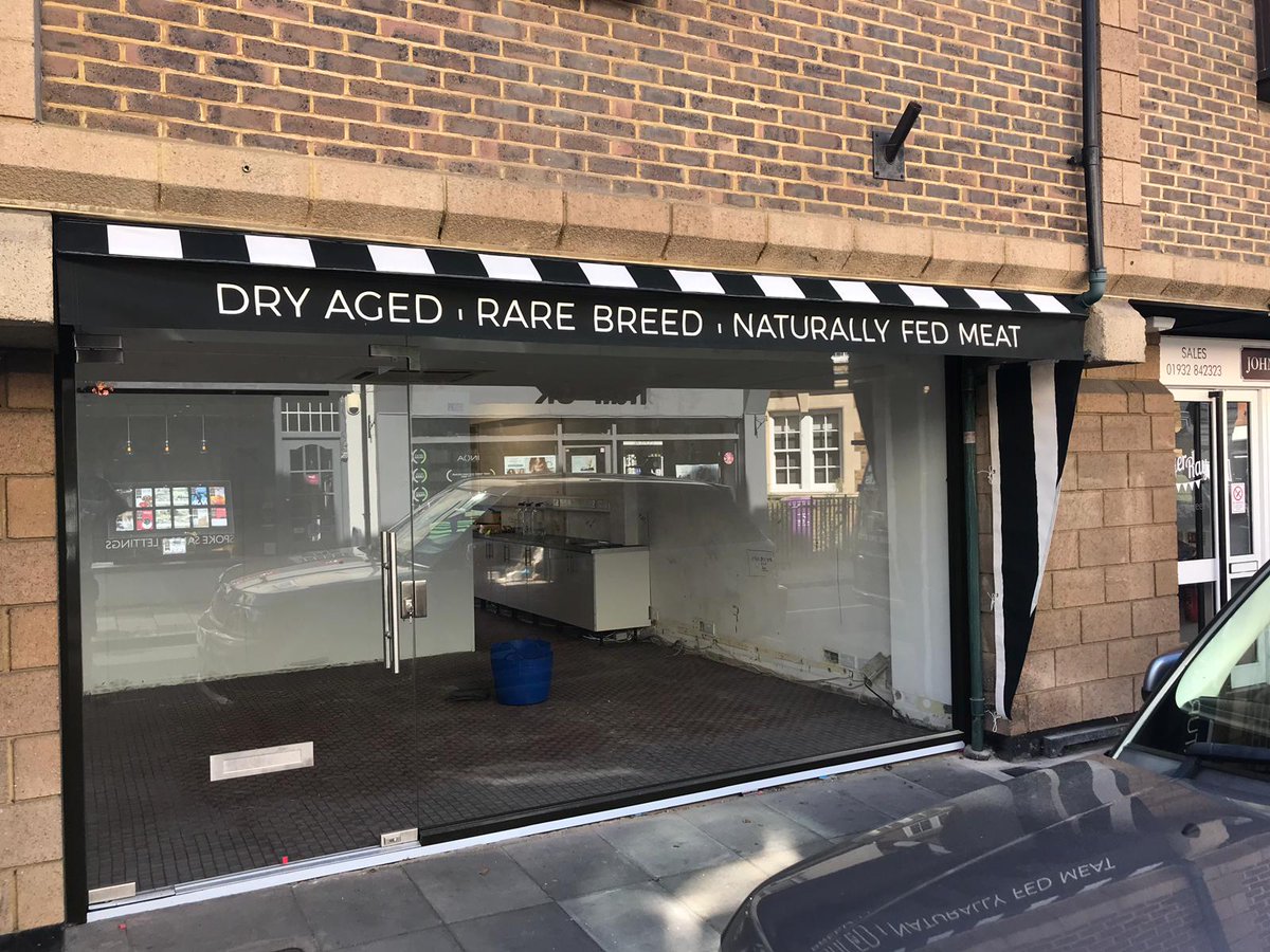 Radiant_Blinds's tweet image. Stoneleigh&apos;s Family Butchers - Weybridge #ButchersShopawning #FixedFrame #RadiantBlinds #RadiantBlindsSouthWest #ShopAwning #SurreyAwnings radiantblinds.co.uk/stoneleighs-fa…