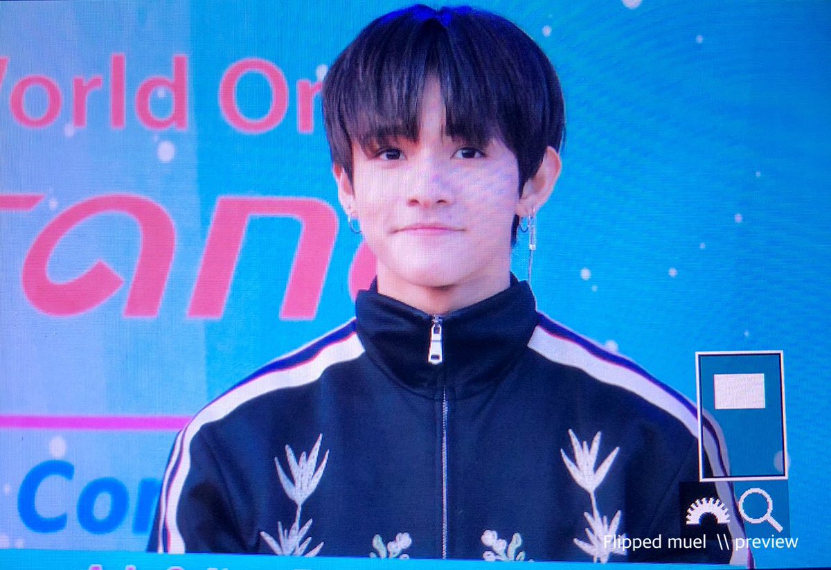 Flippedmuel's tweet photo. 181007 Asia Dream Concert 2018

#사무엘 #Samuel
@bravepunch0117 https://t.co/pNWlzy26Bo