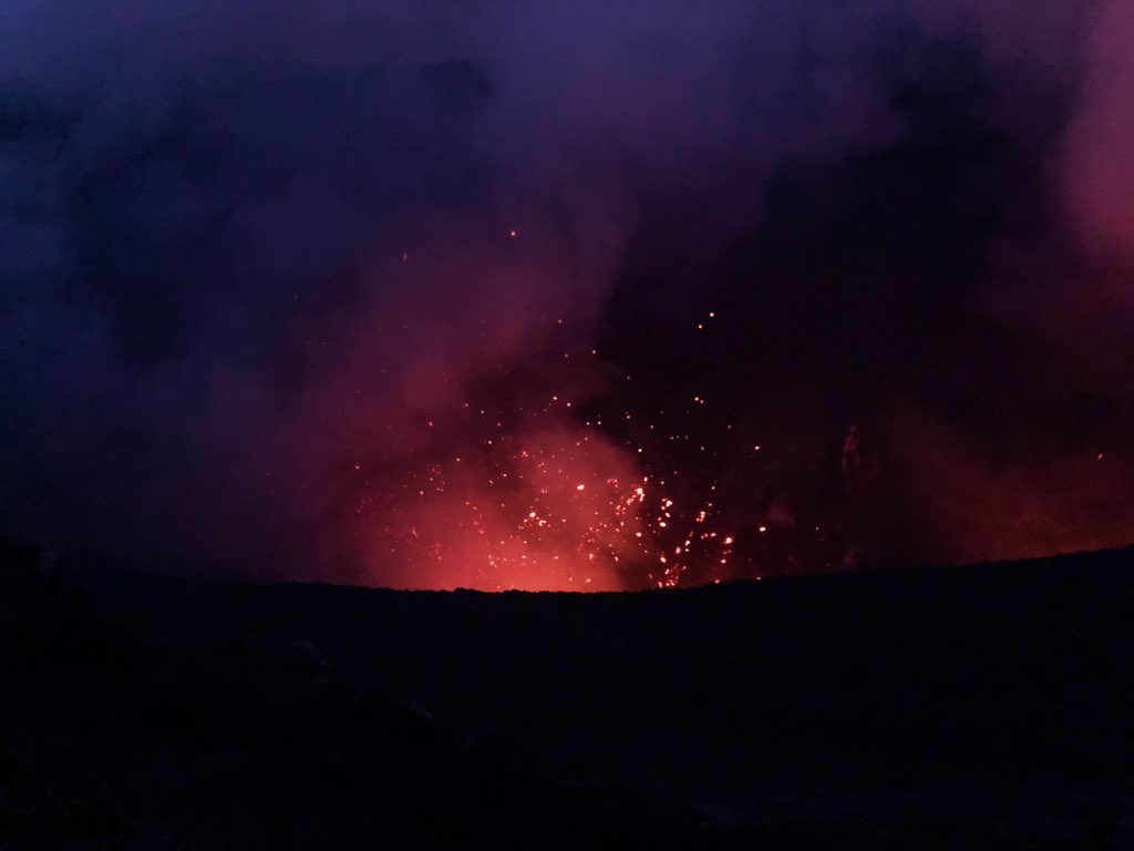 GriffComms's tweet photo. Getting up close and personal with #MountYasur on #Tanna as part of our #ClimateChange #Communication Study Tour 💥☄️🌄🎇 (📷 by @kritig96) https://t.co/0UhSDbtfSF