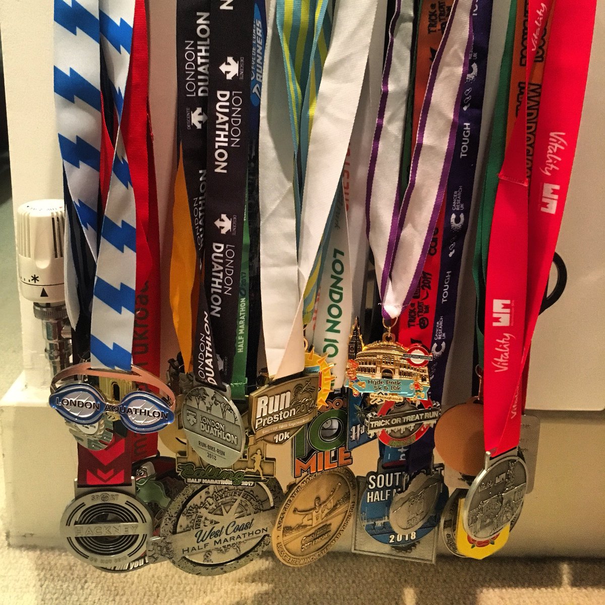 DrBeccaBurns's tweet image. Having a weekend off running due to a hip niggle. Feeling sorry for myself, but using the time to stretch, recover and finally hanging my medals. With the exception of the 2014 Preston 10k one these are February 2017 onwards 😁 
#asicsfrontrunneruk #asicsfrontrunner #ukrunchat