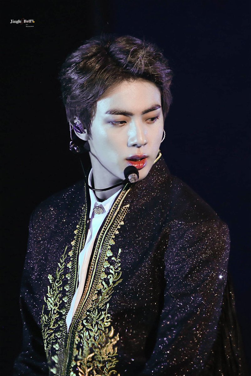 Jin Pics tweet media