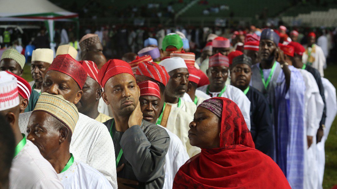KwansDigiComms's tweet photo. Kano delegates getting ready to vote at the @OfficialPDPNig primaries held in Port Harcourt. 
#PDPConventionPHC
@kwankwasoRM @atiku @bukolasaraki @YakubDogara 

Credit📷:  @SaharaReporters https://t.co/ljJkWTwNLZ