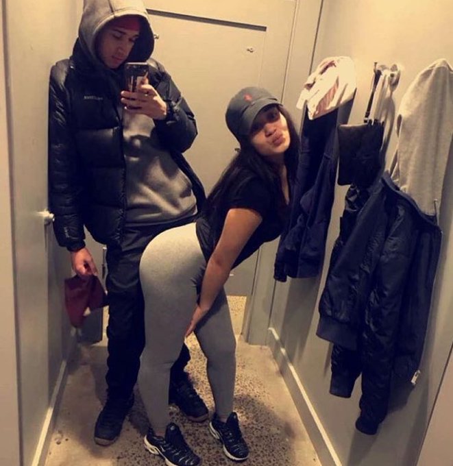 Lightskin me please 😋😛👫 https://t.co/vGLzymJS8r<a href="/tag/tbh"class="tags"><span>#tbh</span></a>