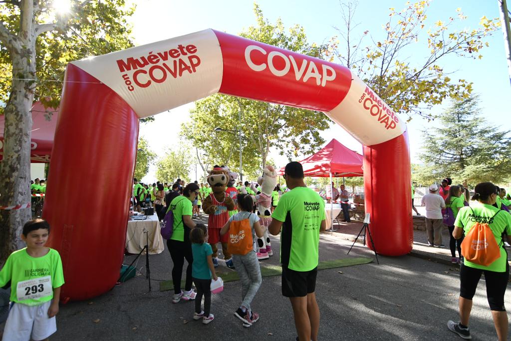 Covap's tweet photo. Nuestros corredores de la #IIICarreraSolidariaMuéveteconCOVAP están preparados en la línea de salida para empezar la carrera. #RSCCOVAP #CarreraSolidaria #COVAP https://t.co/1ix66ycPaN