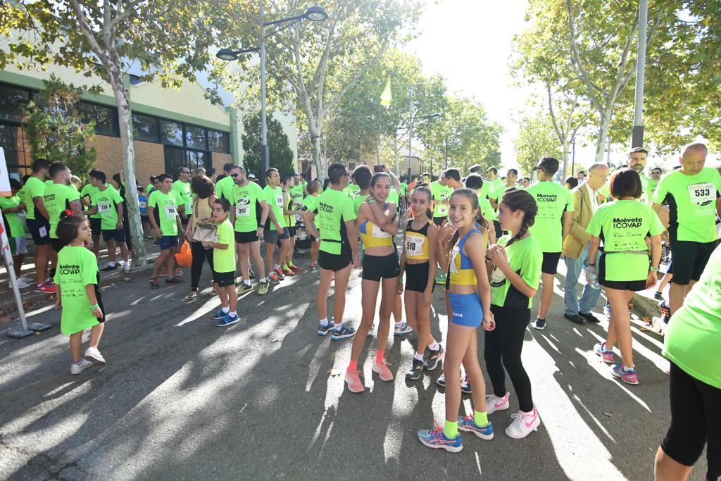 Covap's tweet photo. Nuestros corredores de la #IIICarreraSolidariaMuéveteconCOVAP están preparados en la línea de salida para empezar la carrera. #RSCCOVAP #CarreraSolidaria #COVAP https://t.co/1ix66ycPaN