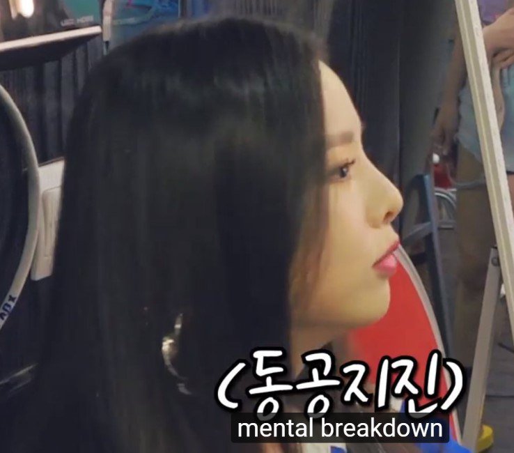 HoboTed's tweet image. You're lying if you said Dongmakgol Girl didn't look worried to you when she won the #86th #KOMS. Her facepalm and stuttering and all screams Solji going: "How am I gonna tell my family (EXID/BC) that I failed to lose again?"