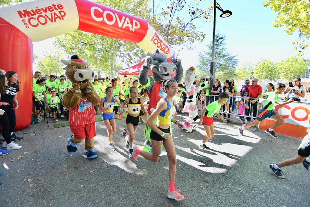 Covap's tweet photo. Empieza nuestra #IIICarreraSolidariaMuéveteconCOVAP, os dejamos alguna foto del momento. #RSCCOVAP #CarreraSolidaria #COVAP @EMETarcoiris https://t.co/O0GZDc83fI