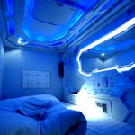 わざわざ泊まりに行きたい!宇宙船チックなカプセルホテル!