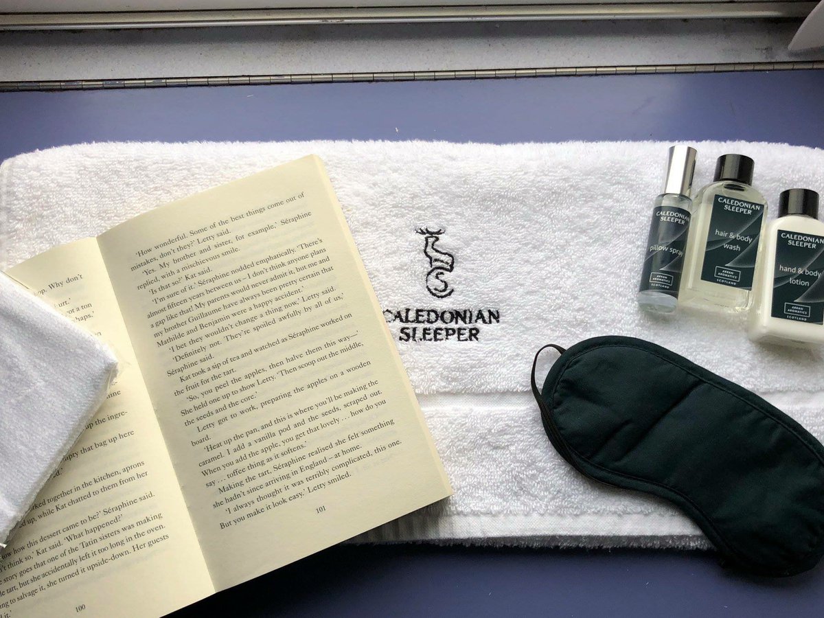 panos22111's tweet photo. Travel kit on board @CalSleeper #caledoniansleeper #interrail #eurail #railcc #trains #scotland #europe #blog #travel #trip https://t.co/xe1o2fElIK