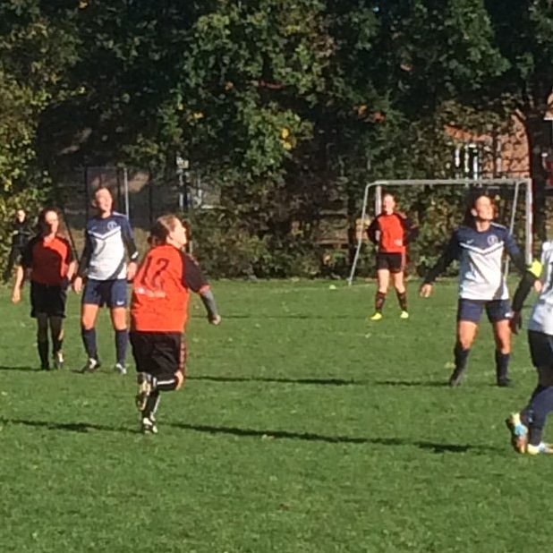 IFLyseng's tweet photo. Lysengs 3. Damer vinder 4-3 over FC Jura i Serie 1 🦊⚽.
Stina scorede Lysengs 3 første mål mens Siri scorede det sidste
#iflyseng #lysengpiger #fodboldforpiger https://t.co/ldeEGHe8tq