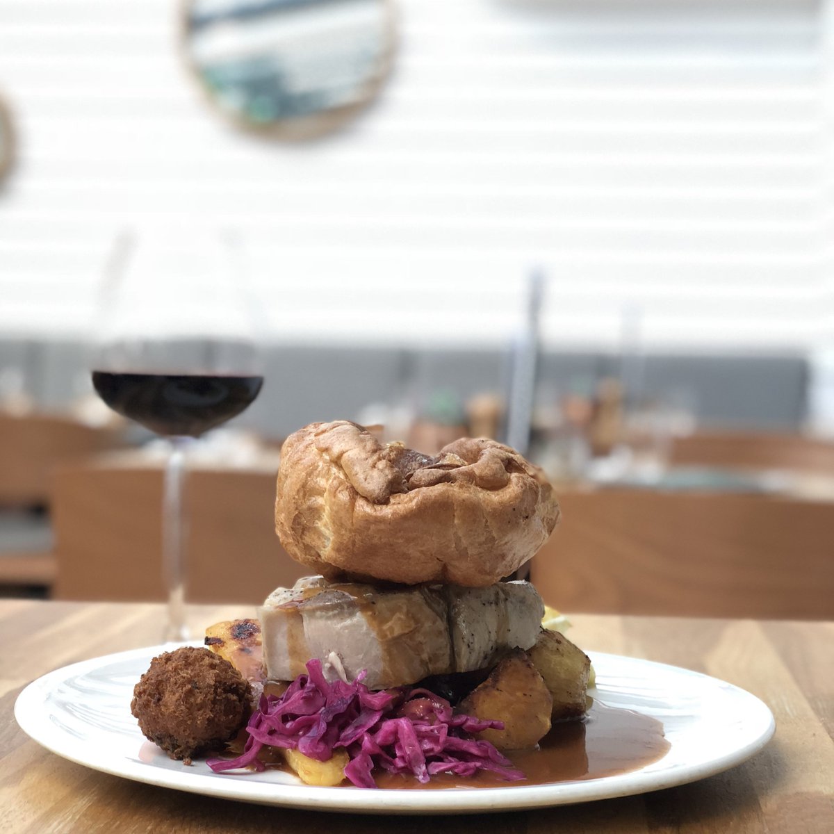 We’ve got a new and improved Sunday roast to make your Sunday even more amazing 😍
Indulge with the choice of:
Cider Braised Pork Lion
12 hour ale-braised brisket of beef
Chicken supreme
Veggie Wellington