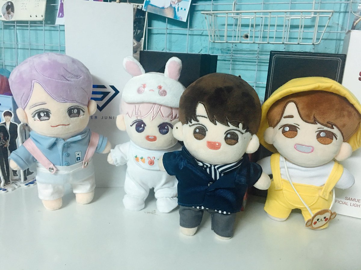 kle441510's tweet photo. Gia đình nhỏ bé của tôi 😘
#eunhyukdoll #woojindoll #baewoobidoll #baewoobi #samueldoll #jihoondoll #samhoon #purplemeldoll
#purplemel #babyhooniedoll #babyhoonie https://t.co/eGuUimAloq