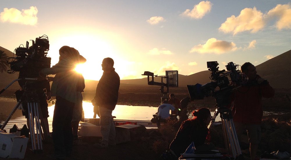 super_arc7's tweet photo. Sé que no es el medio idóneo, pero estoy trabajando con varios productores de #hollywood buscando #inversión para un #film casi terminado. 

El mundo del #cine es complicado. 

La opción de #invertir es muy buena.

Se agradece RT o mención. https://t.co/hBieThjaOM