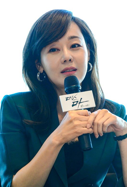 Iu Tarahpot On Twitter Impressive Bio About Her Kimyoonjin Msmanemesis Yunjin Kim A Korean Born Actress Famous For Her Roles In American Tv Series Lost And Mistresses Is Making A Return To The Korean