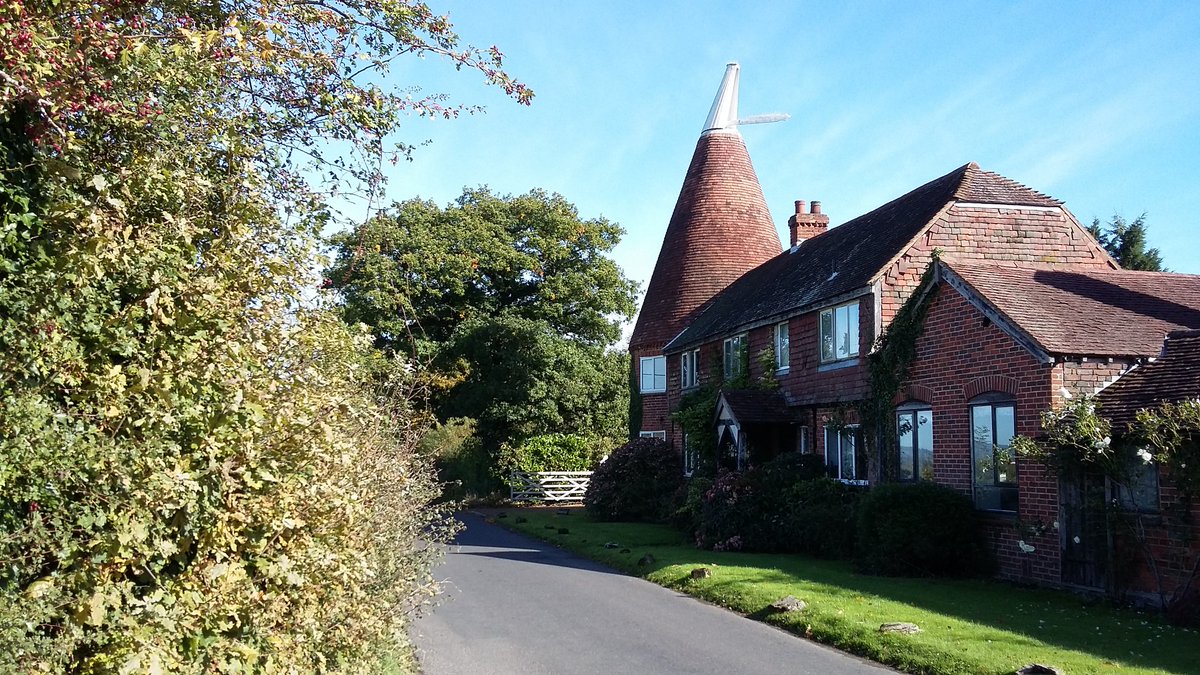WhiskeyCyclist's tweet photo. What a day to be out on the bike! #CycleKent https://t.co/WTkX2XcrIm