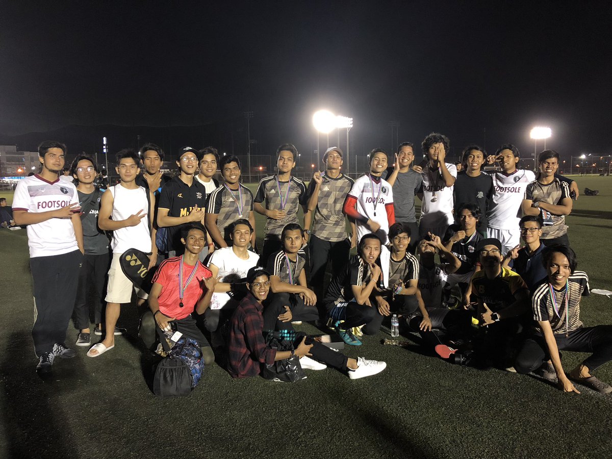 saufiaiman86's tweet photo. Sumpah aku dah rindu korang...next time guys๐ญ๐ญ๐ญ!!
#HSM2018 #jad16 #mjhep5 https://t.co/nuBakVnZDM