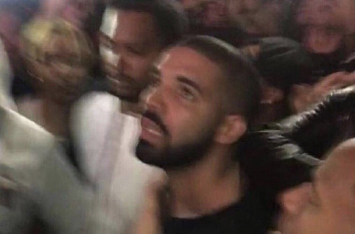 jb_whu's tweet photo. Drake you should have stayed home with ke ke  😂😂😂
#UFC229 https://t.co/D8N5hkNW2H