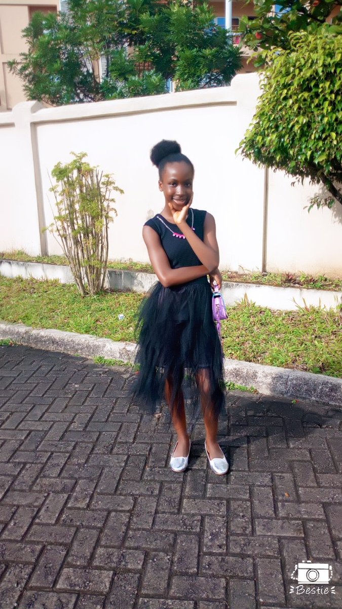 poet_vicky's tweet photo. There is no lack in being a black being 
Neither are there any to be robed in black.

#Boldandblack
#Orange_brand_ambassador
@TheAlima https://t.co/KrCWT05doH