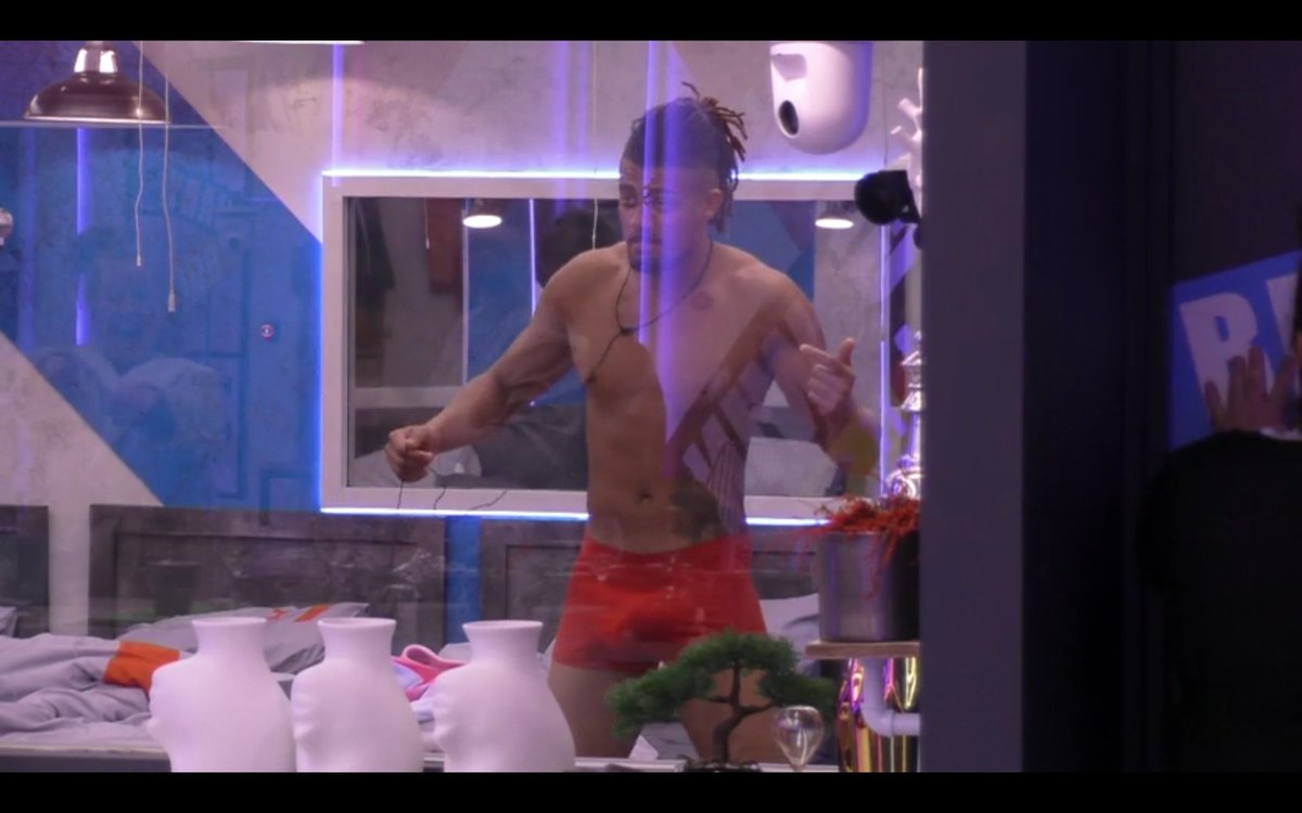 CelebWanker's tweet photo. But we loved @isaacjag and his massive bulge in red boxers even more. #BBIsaac #Isaac #BBUK https://t.co/zQi8sPQe5D