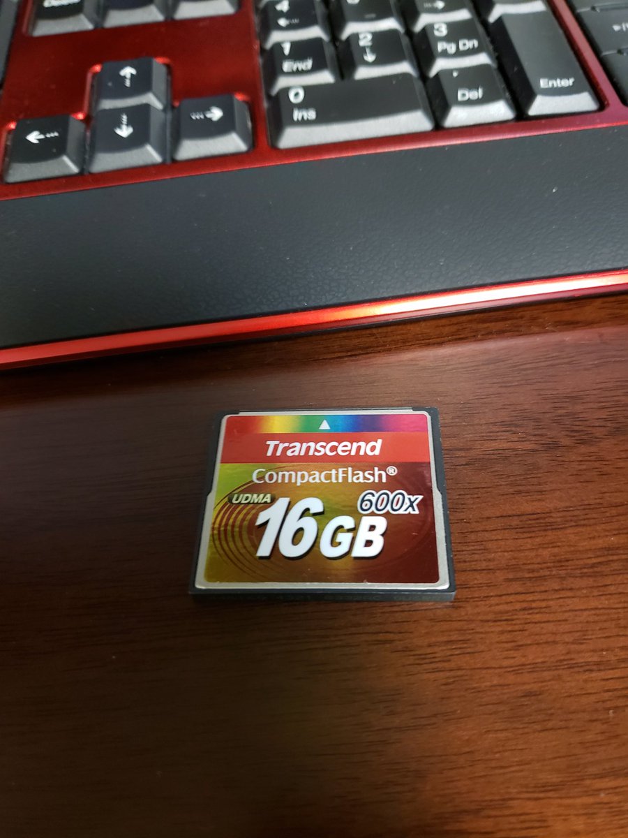 n2051k's tweet image. 完全に死んだ…
#CompactFlash
#初期化できず