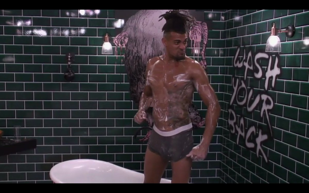 CelebWanker's tweet photo. Who can forget @isaacjag's soapy lathering up in the bath. If only he'd ditched the pants! #BBIsaac #Isaac #BBUK https://t.co/K4jMHnLIQR