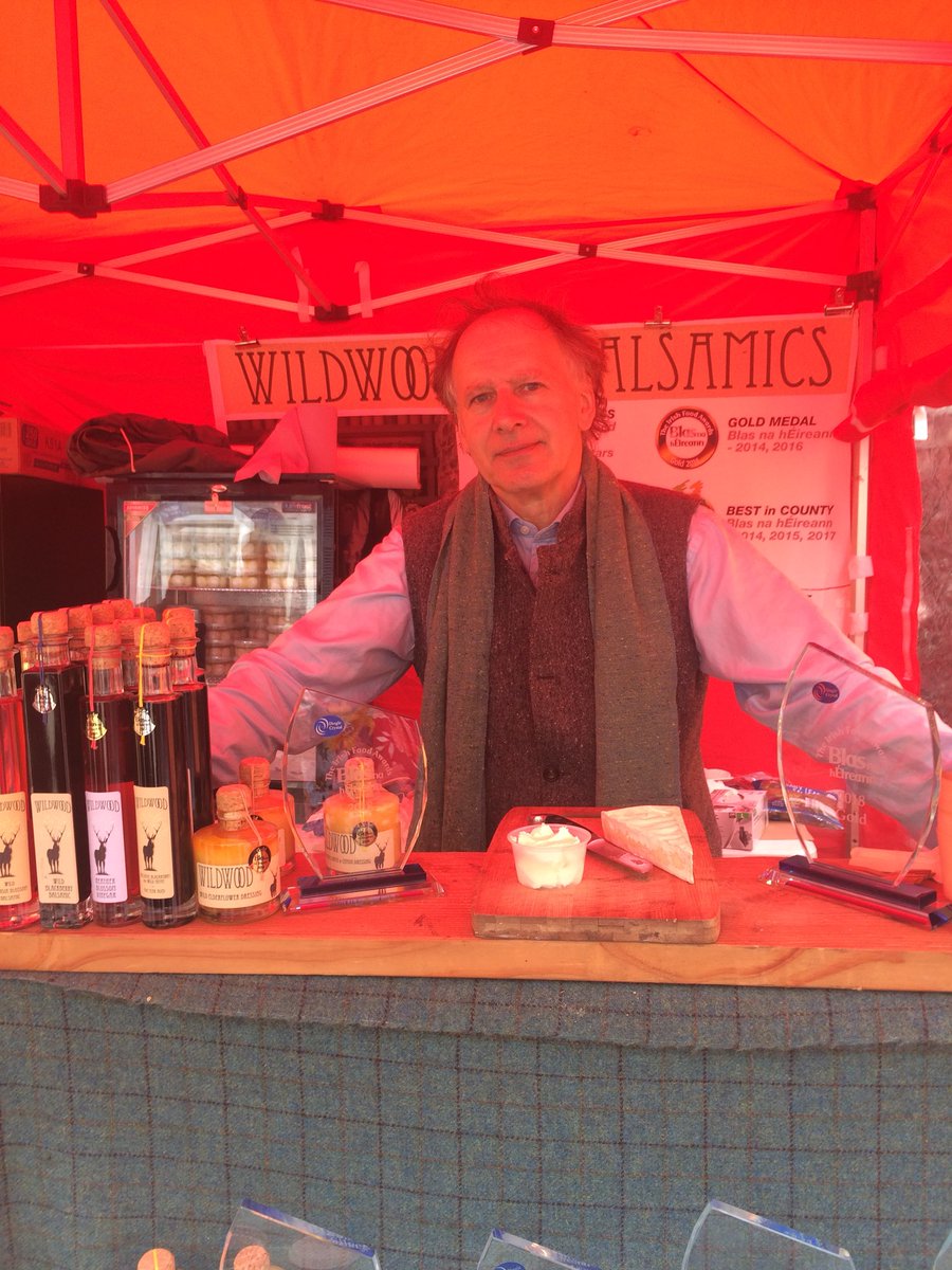 BlasNahEireann's tweet photo. The streets of #Dingle are lined with lots of #Blas2018 winners today including @thewildirish 
@wildwoodvinegar &amp;  @NutcaseCo . 
Be sure to enjoy @dinglefoodfest https://t.co/UupiN5V11m