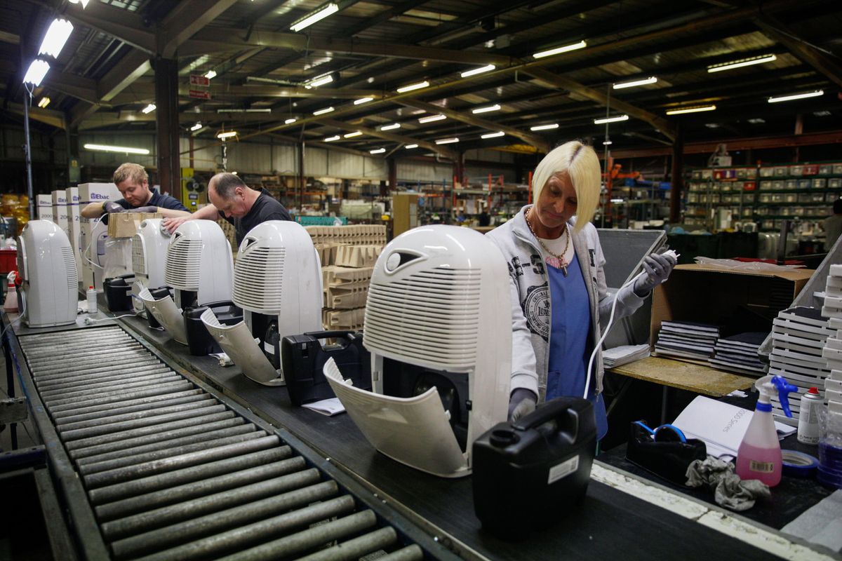 Do you have great attention to detail? 
We are now hiring #Production#Assistants in #Basingstoke providing products for the #NHS:
• 9am - 5.15pm
• Easily accessible
• Rest Area
• Lockers
Please click the link below for more details:
 ow.ly/qDs230m6W4P