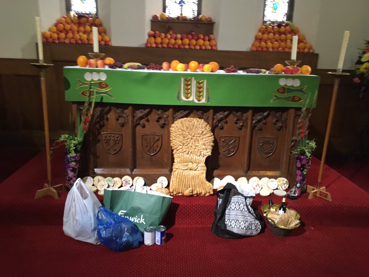 stluke1853's tweet photo. #Harvestfestival
#Givehungertheboot
Some of the Produce donated today for Harvest Thanks Giving. https://t.co/NrZQTBlMWP