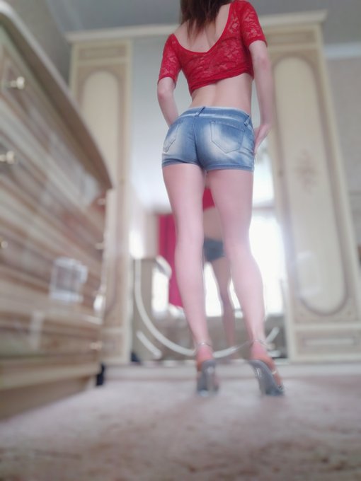 current status of my butt and legs) https://t.co/9XUrT1LqbA<a href="/tag/pantyhose"class="tags"><span>#pantyhose</span></a>