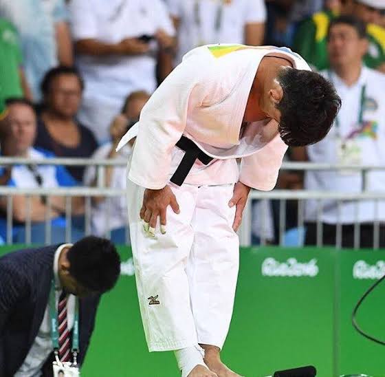 Judo's tweet photo. This is how a judo champion and his coach react to winning the Olympics. 

#MoreThanASport 🥋 https://t.co/BUsGzXgCt8