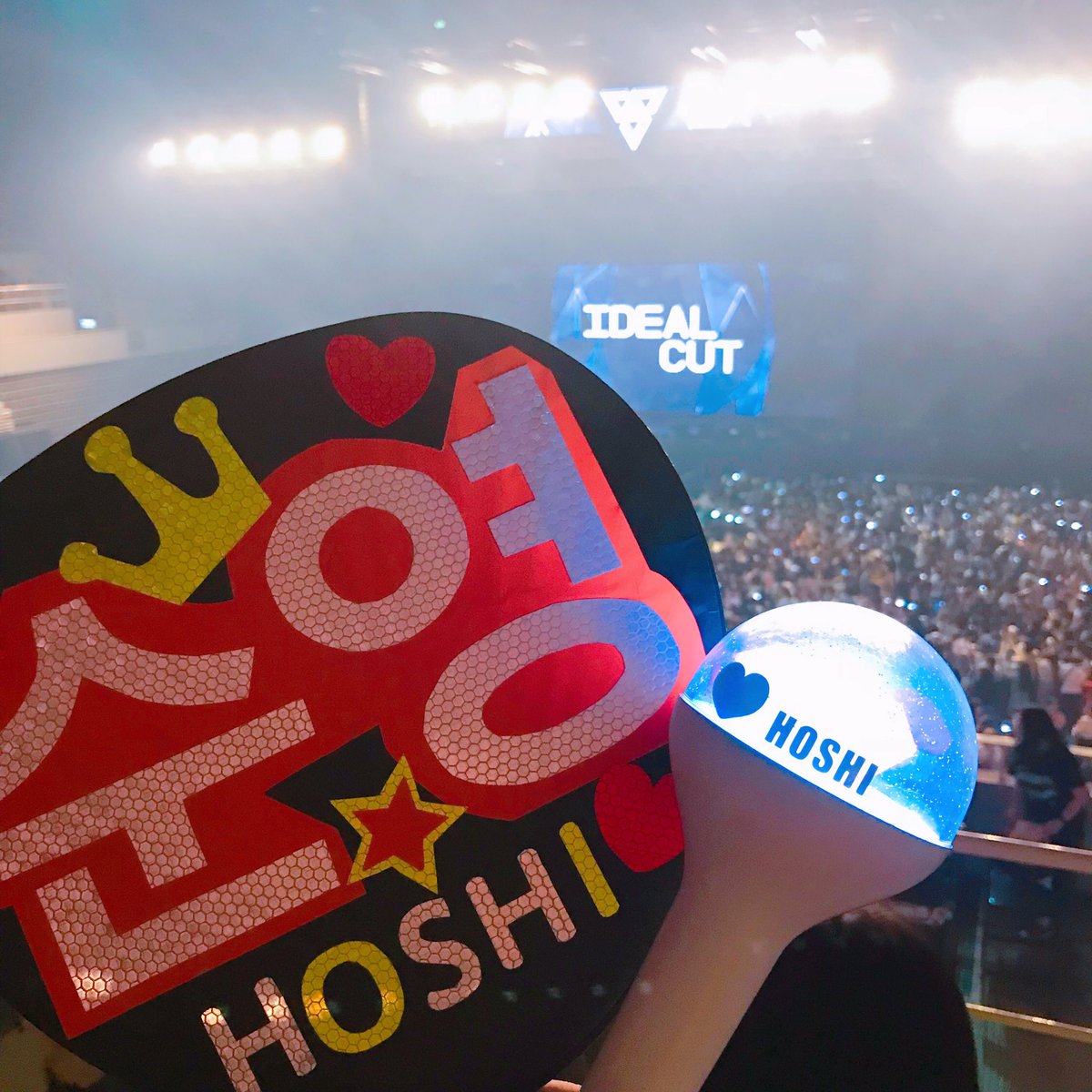 mavis_kwon's tweet photo. 181007 IDEAL CUT IN TAIPEI preview #세븐틴 #호시
#SEVENTEEN #HOSHI #순영 https://t.co/uIo5Iqo03D