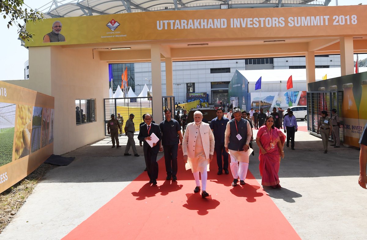 narendramodi's tweet image. Here are some glimpses from the #DestinationUttarakhand Summit.