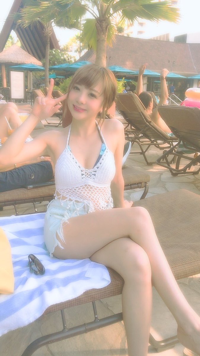 chappiii000's tweet photo. はじめましてちゃっぴーと申します！
この度リカちゃんカフェをお手伝いさせて頂くことになりました😯💕
よろしくお願いいたします✨ https://t.co/gwXrn9NI49