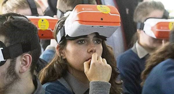 “New initiative uses #VR headsets to give students 'most realistic experience' of road accidents” buff.ly/2QyLRbJ

#Creative #3D 
#VRexperience 
#Innovation 
#VirtualReality 
#VRheadset #VRvideo 
#VRcompany #VRstudio 
#360video #VRnews #technology #immersive